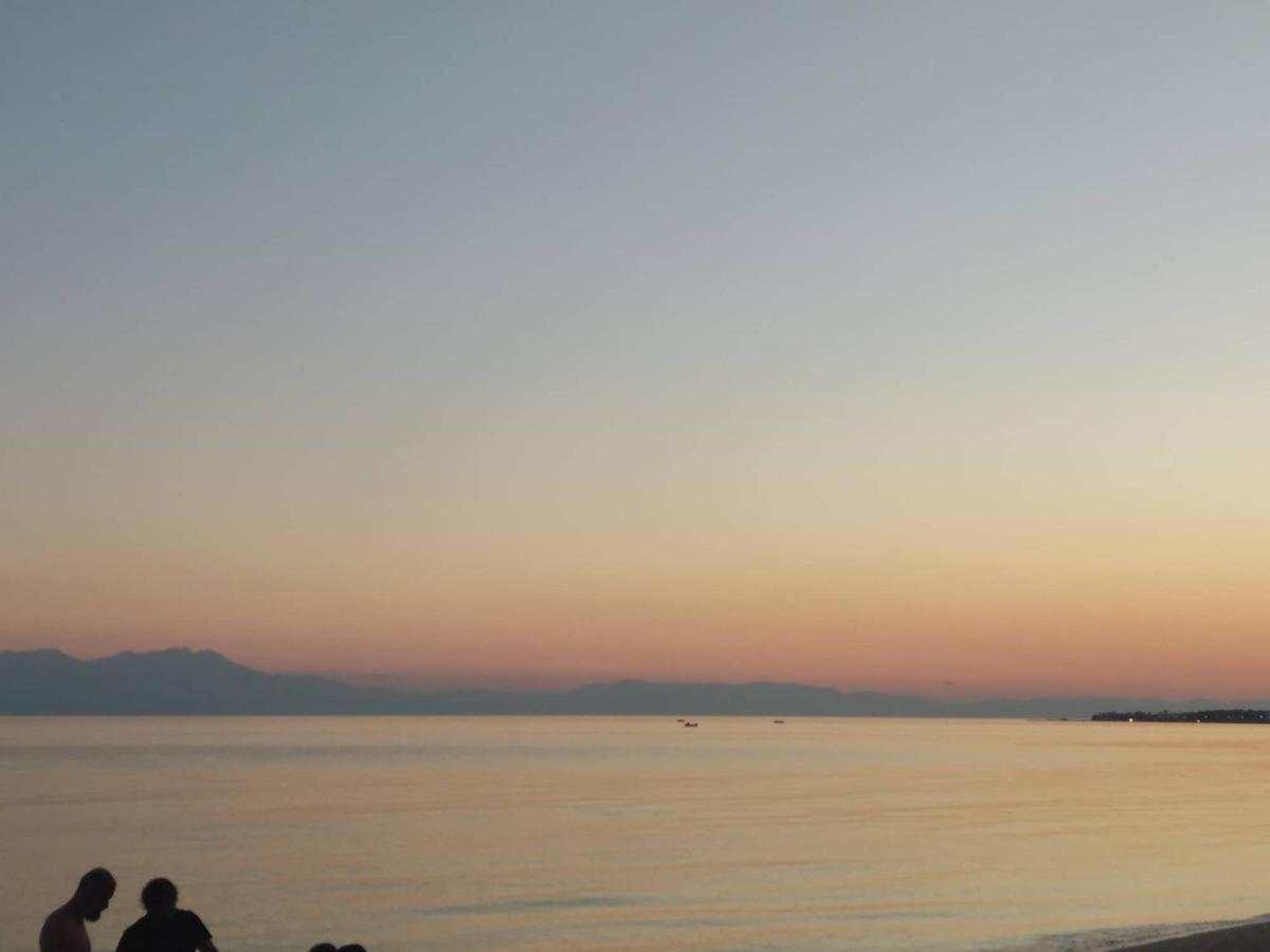 Nikos & Patras Houses Nea Plagia Esterno foto